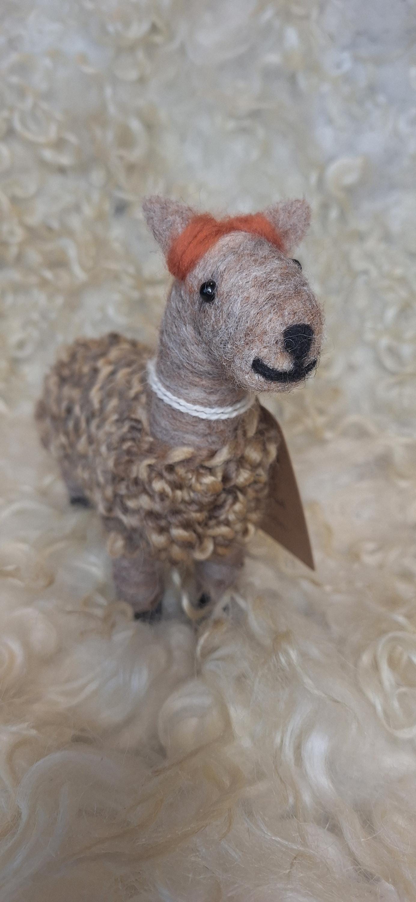 Alpaca figure