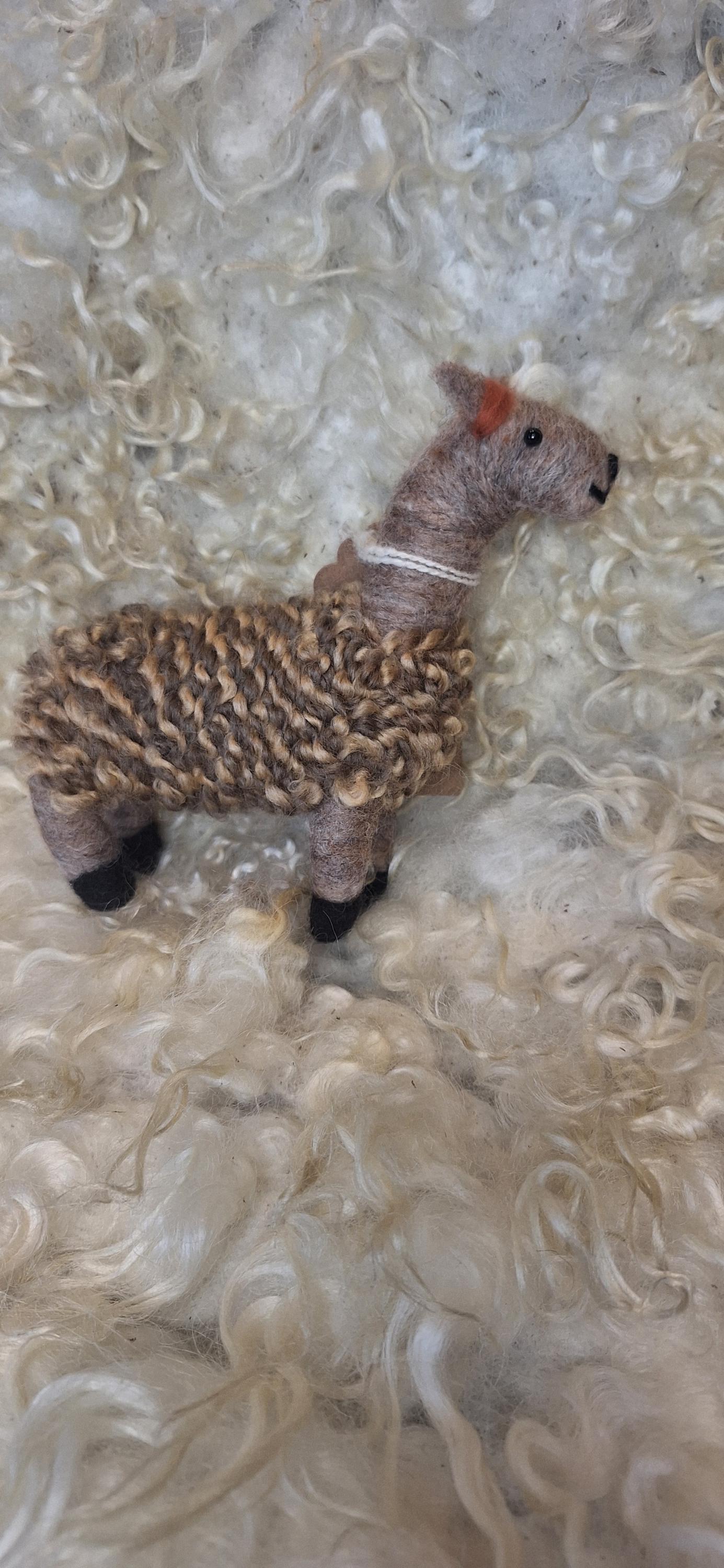 Alpaca figure